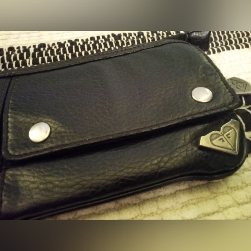Vintage Roxy Wallet - Picture 6 of 10